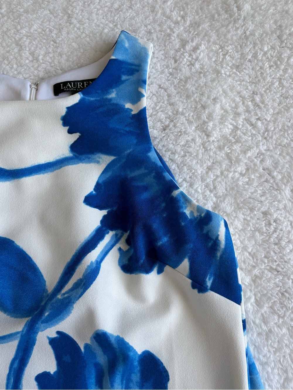 Lauren Ralph Lauren Blue Watercolor Floral Crepe Shift Dress - Size 8 - Picture 7 of 17